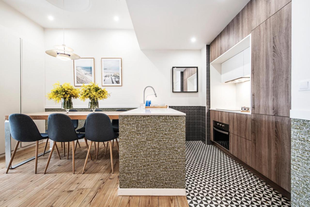 Acogedor Y Centrico Apartamento En Gran Via Madrid Luaran gambar